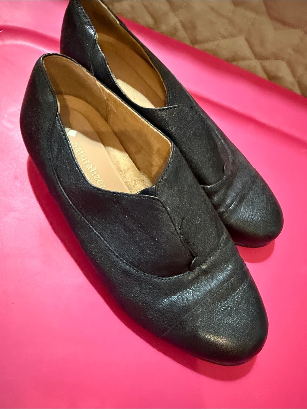 Natural lights are black women’s shoes 7.5 wide